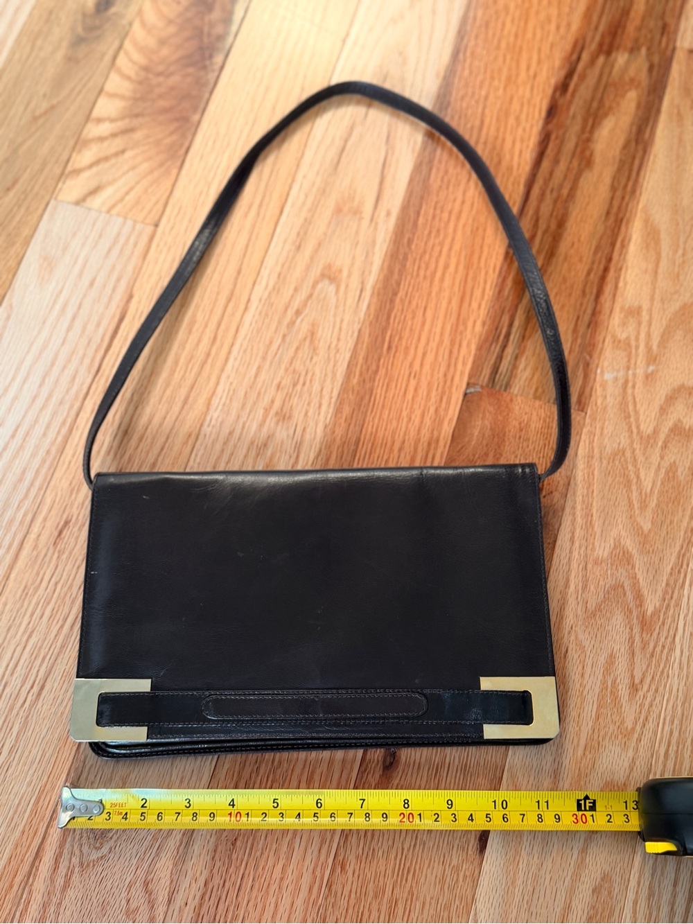 Boutique Lilly Montreal Leather Purse